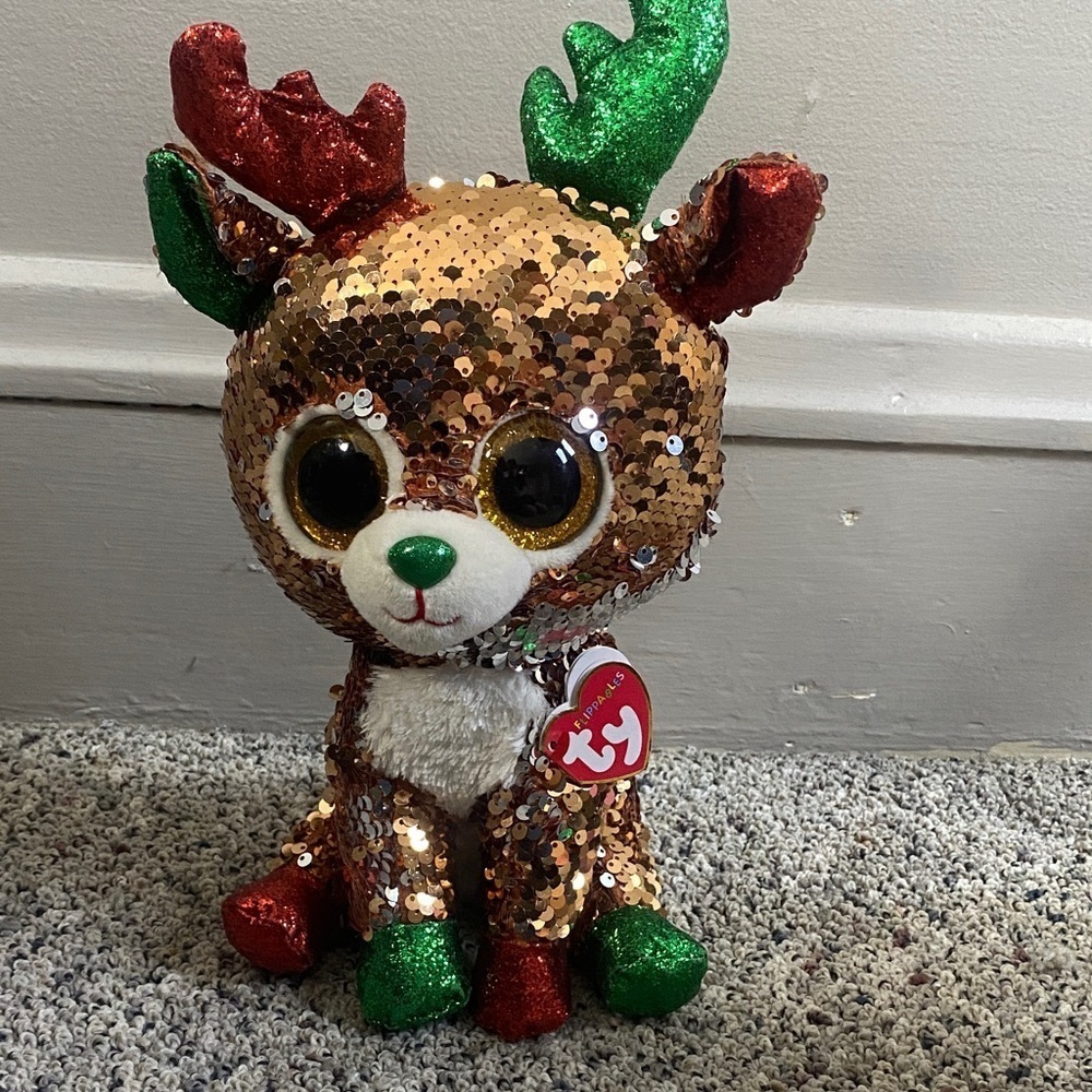 Ty Flippables Sequin Reindeer Christmas Plush Name Tegan 2019